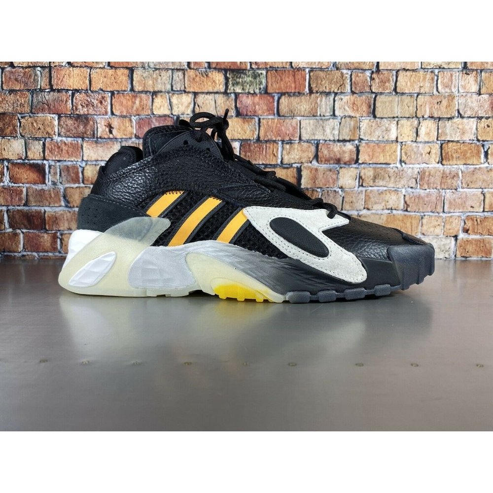 NEW - adidas Streetball Basketball Shoes - Black - EF6991 - Sz 10